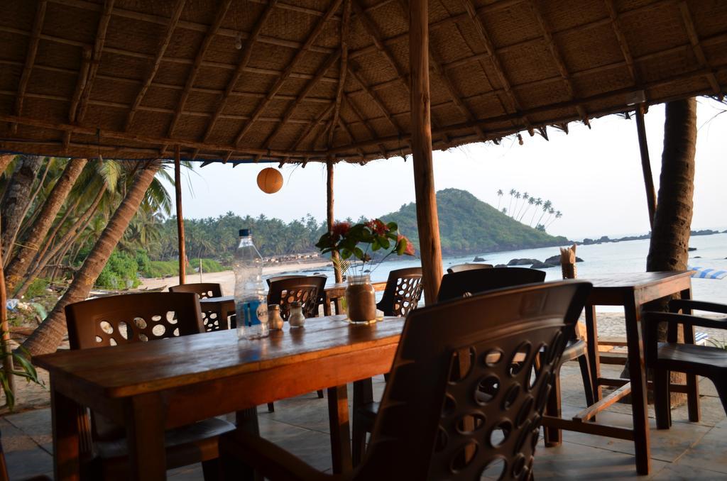 Cola Beach Sunset Bay Ngoại thất bức ảnh